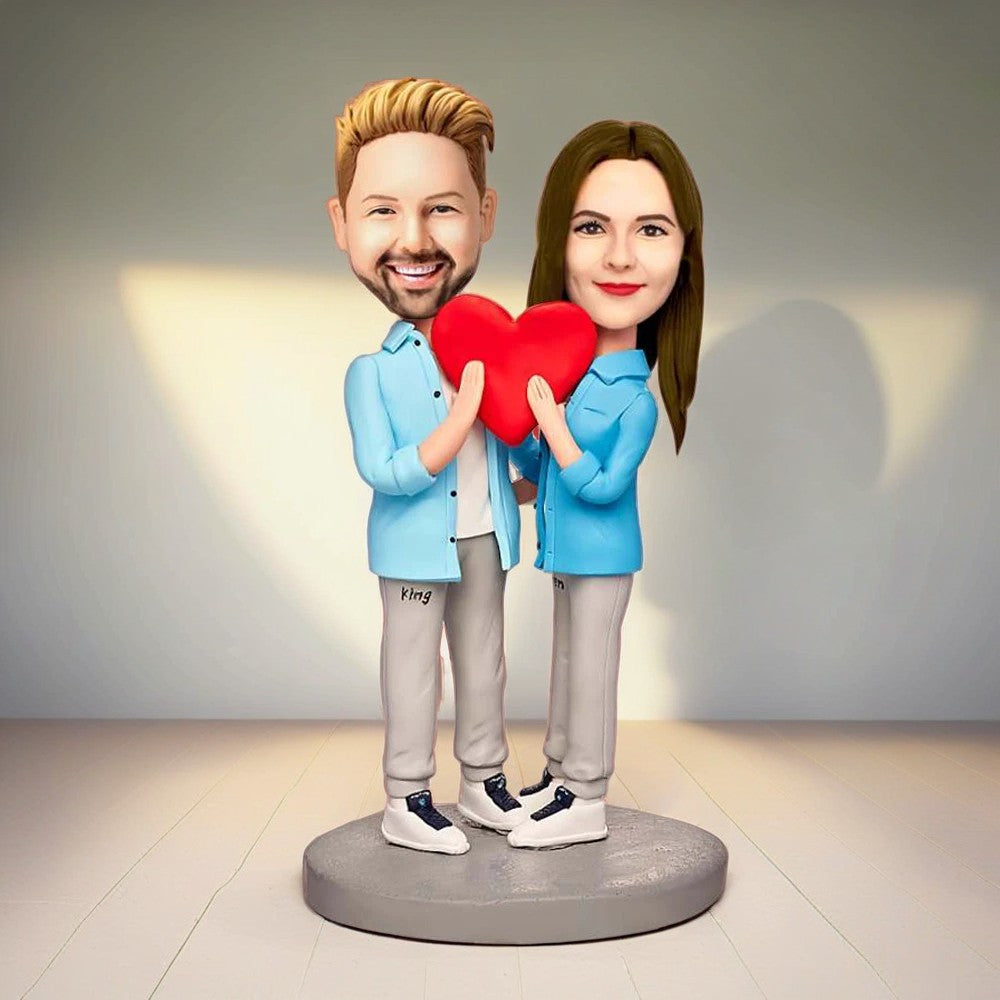 Gift For Him/Her Couple Outfit Love Heart Couple Custom Bobblehead With Engraved Text Valentine's Day Gift